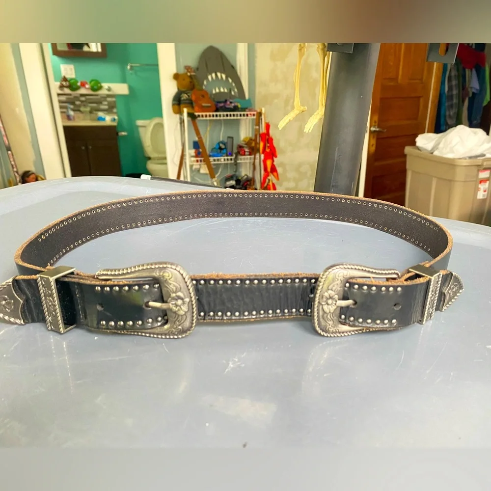 Double Buckle Cowgirl American Eagle Black Leather Belt 38” Long - Picture 2 of 8